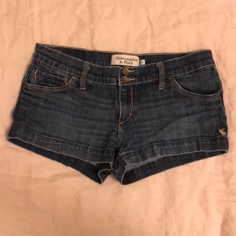 Double-button denim shorts